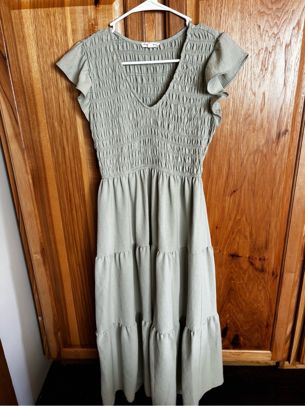 Blu Pepper Pastel Green Smocked V-Neck Tiered Maxi Dress - SZ Small